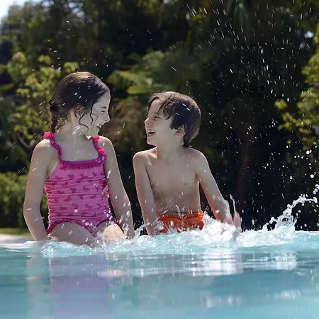 Jw Marriott & Ξενοδοχείο 5*