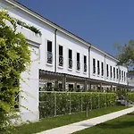 Jw Marriott & Отель 5*