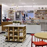 Отель Jw Marriott & 5*