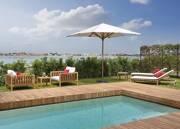 Jw Marriott & 5* Benátky