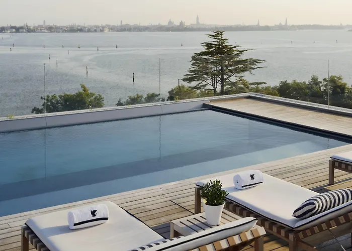 Jw Marriott & 5* Benátky