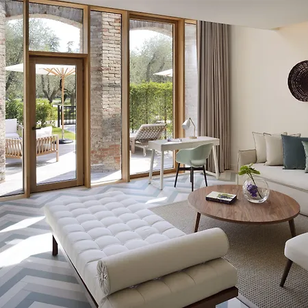 Jw Marriott & Szálloda 5*