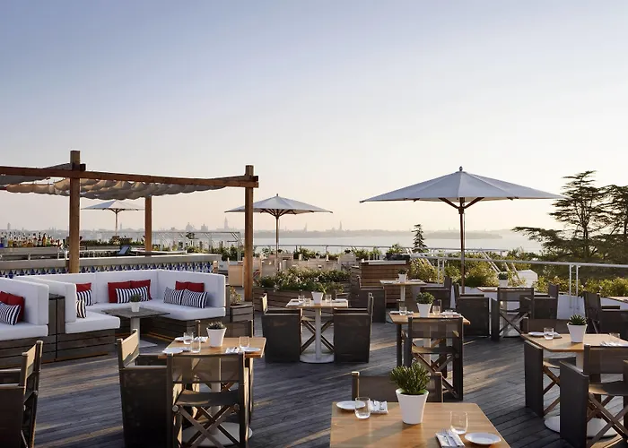 Jw Marriott & Hotel 5*