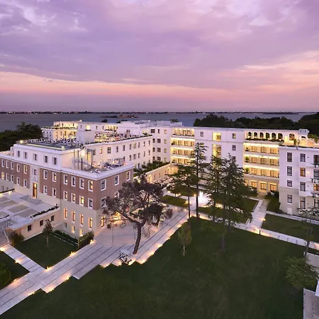 Hotel Jw Marriott & 5*